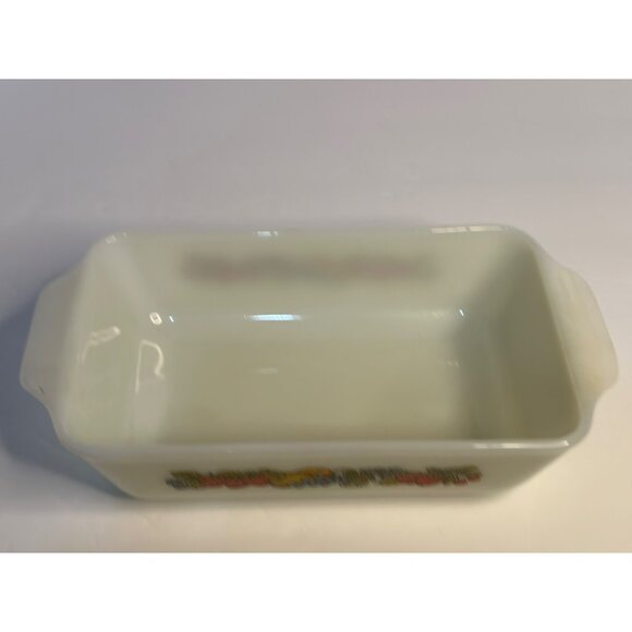 VTG Anchor Hocking Fire-King Oven-Proof White Milk Glass Loaf Pan With Fruit Des - Picture 5 of 6